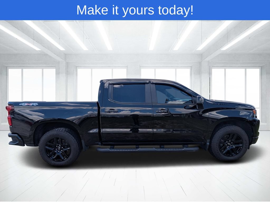 Used 2023 Chevrolet Silverado 1500 RST w/ Rally Edition AWD/4WD image 2