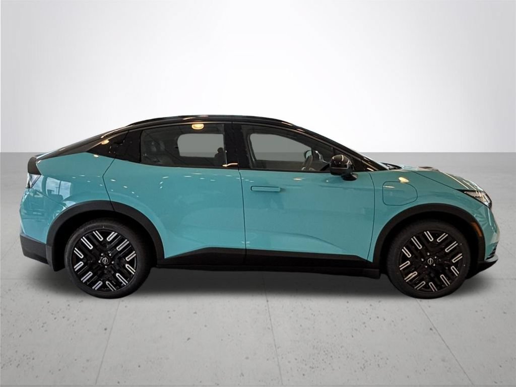 New 2026 Nissan Leaf Platinum+ w/ Cargo Package (Platinum+) FWD image 6