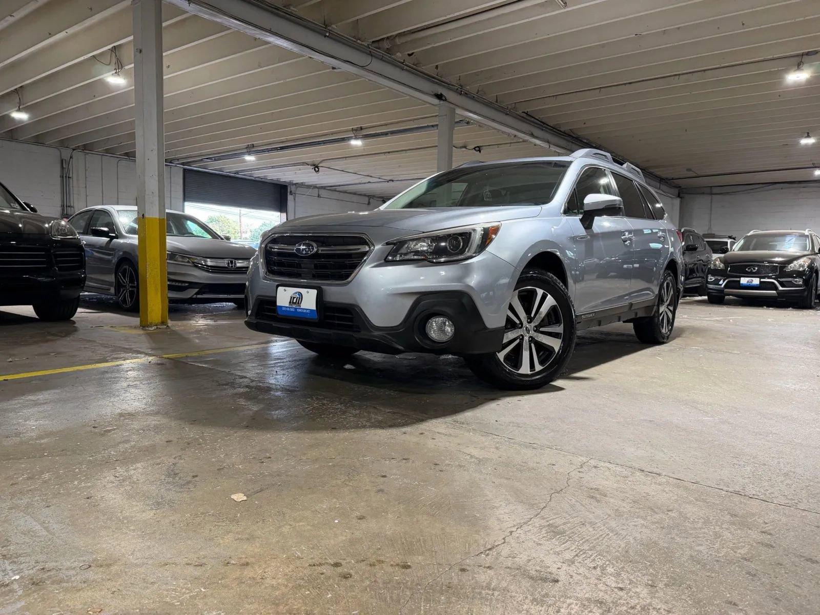 Used 2018 Subaru Outback 2.5i Limited AWD/4WD image 1