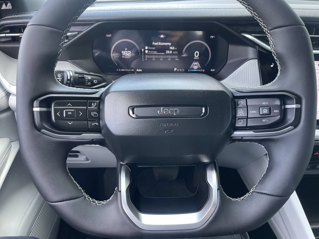 New 2026 Jeep Cherokee Laredo AWD/4WD image 32
