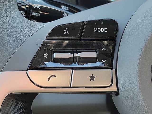 New 2025 Hyundai Elantra Sport image 11