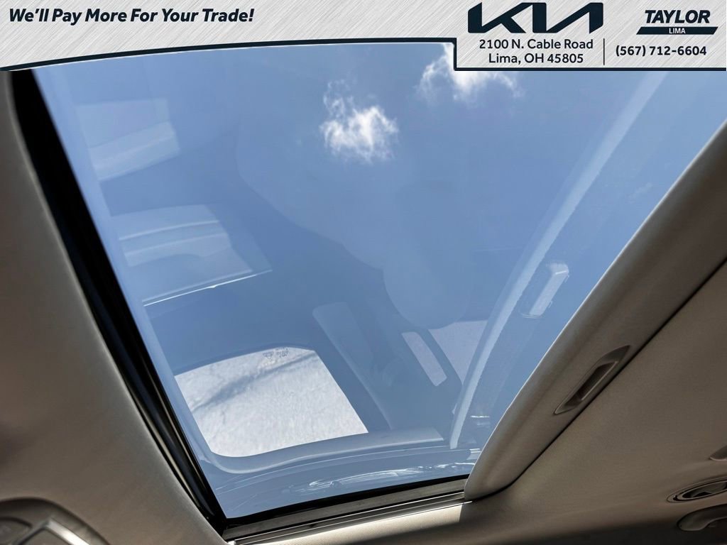 Used 2024 Kia Telluride EX w/ EX Captain's Chair Package image 16