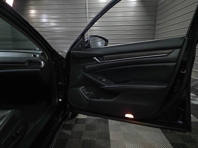 Used 2018 Honda Accord EX-L image 34