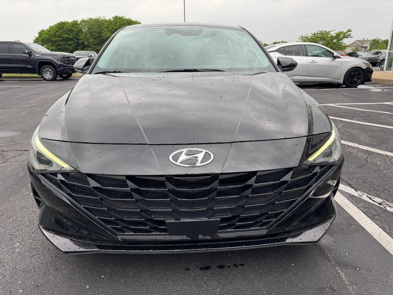 Used 2023 Hyundai Elantra SEL w/ Convenience Package FWD image 9