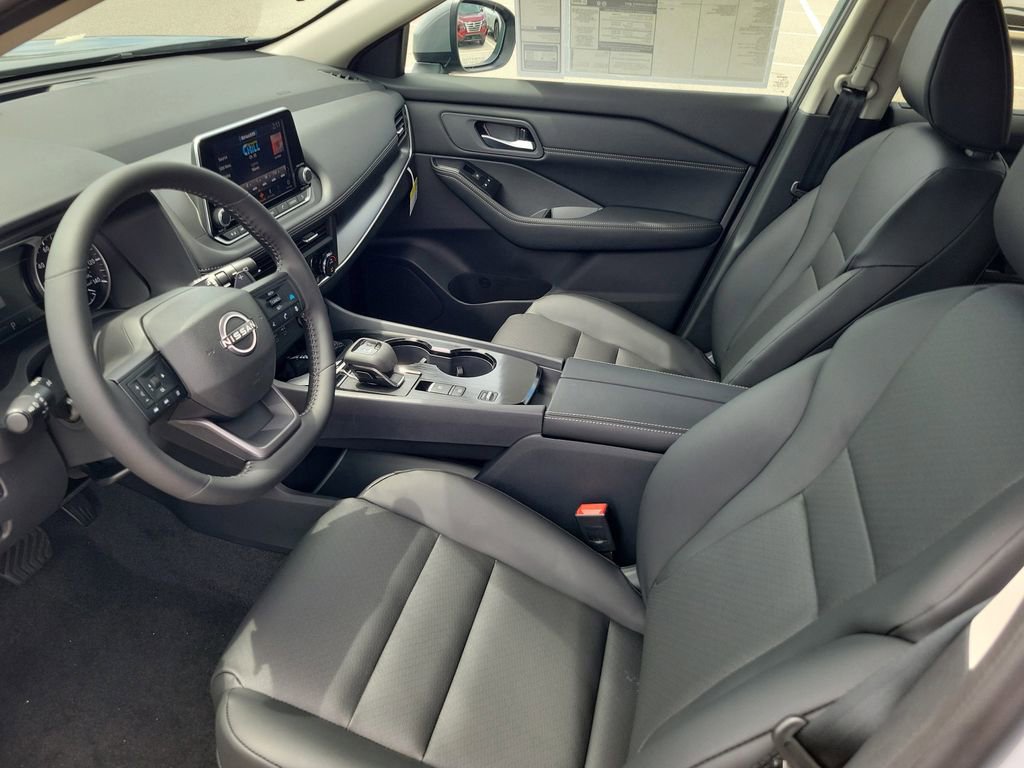 New 2026 Nissan Rogue SV w/ SV Premium Package image 11