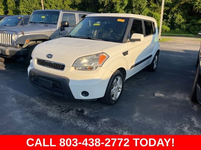 Used 2010 Kia Soul + FWD image 4