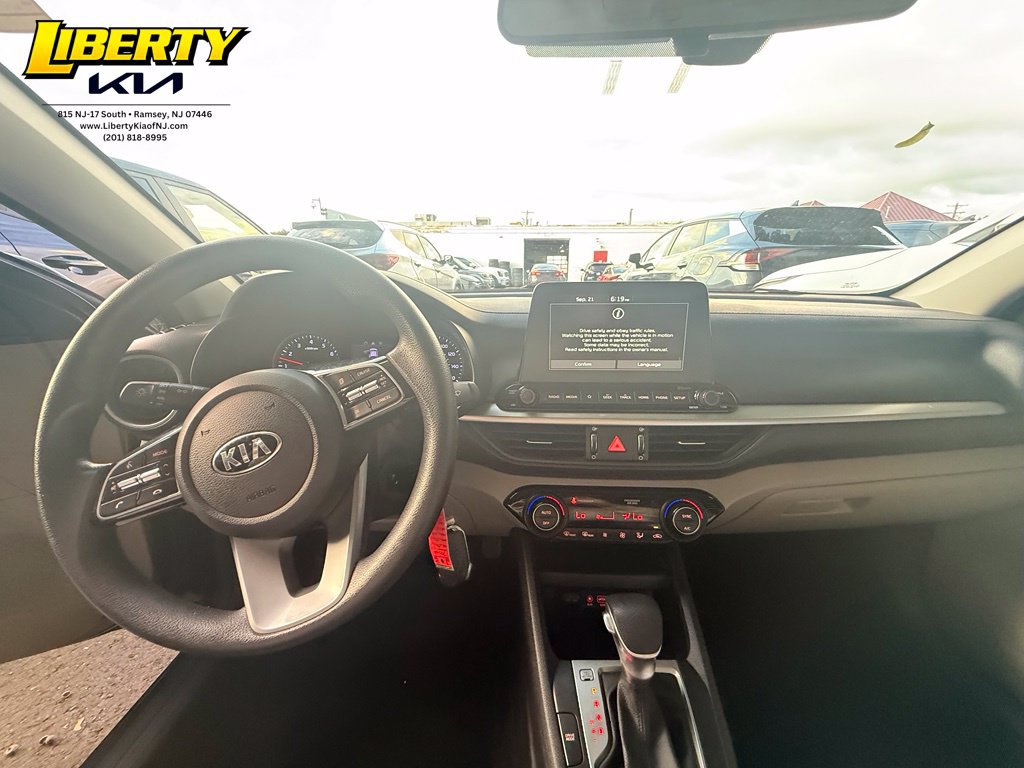 Used 2019 Kia Forte LXS FWD image 12