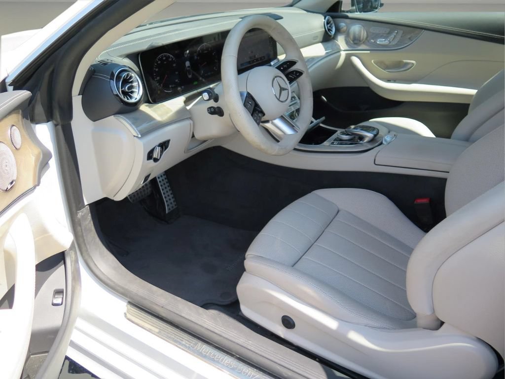 Used 2023 Mercedes-Benz E 450 Cabriolet image 10