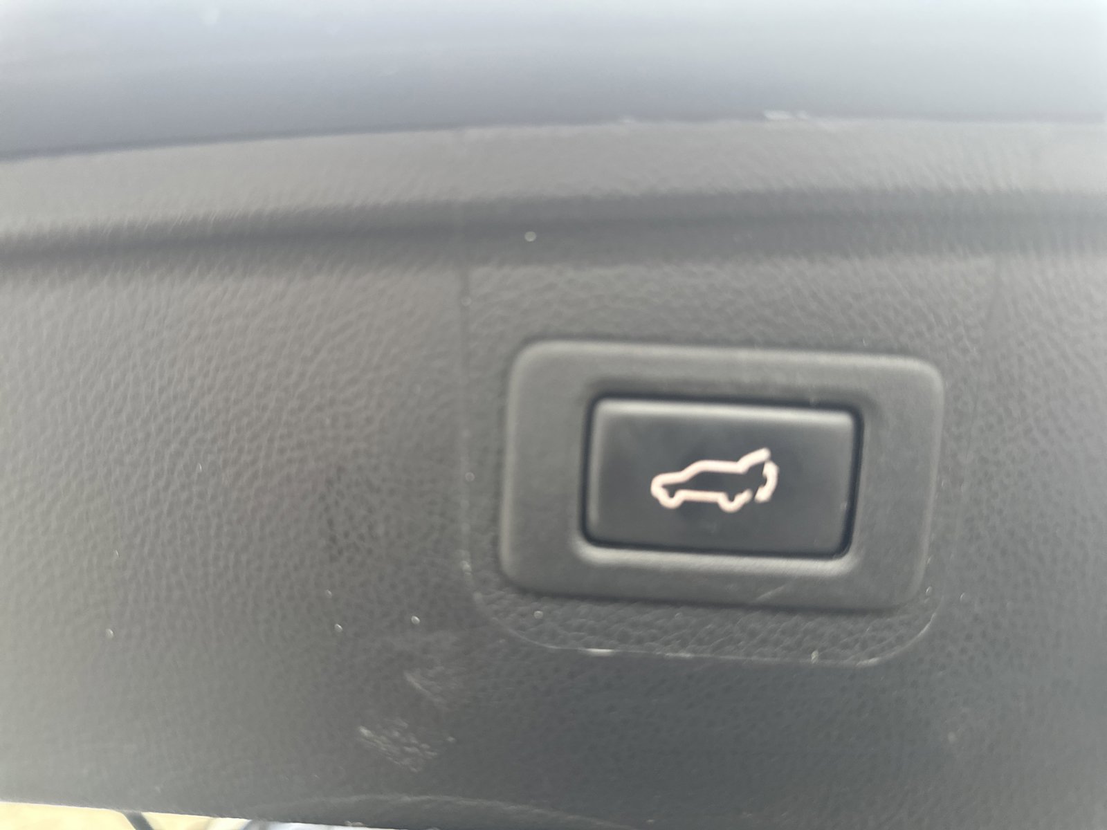 Used 2018 Subaru Outback 2.5i Limited AWD/4WD image 29