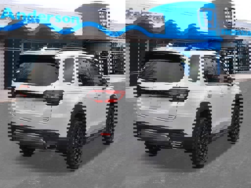 New 2025 Honda Pilot Touring image 5