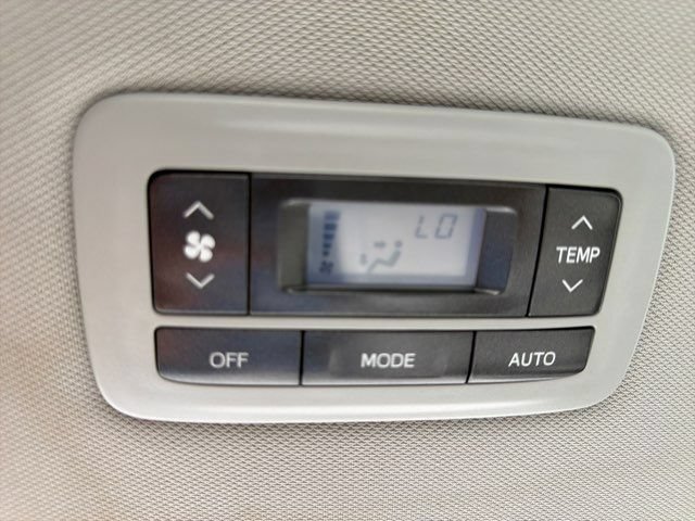 Used 2015 Toyota Sienna Limited Premium w/ Four Season Floor Mat Package AWD/4WD image 41