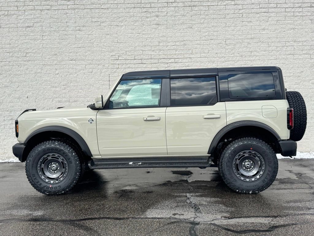 New 2025 Ford Bronco Outer Banks w/ Sasquatch Package image 8