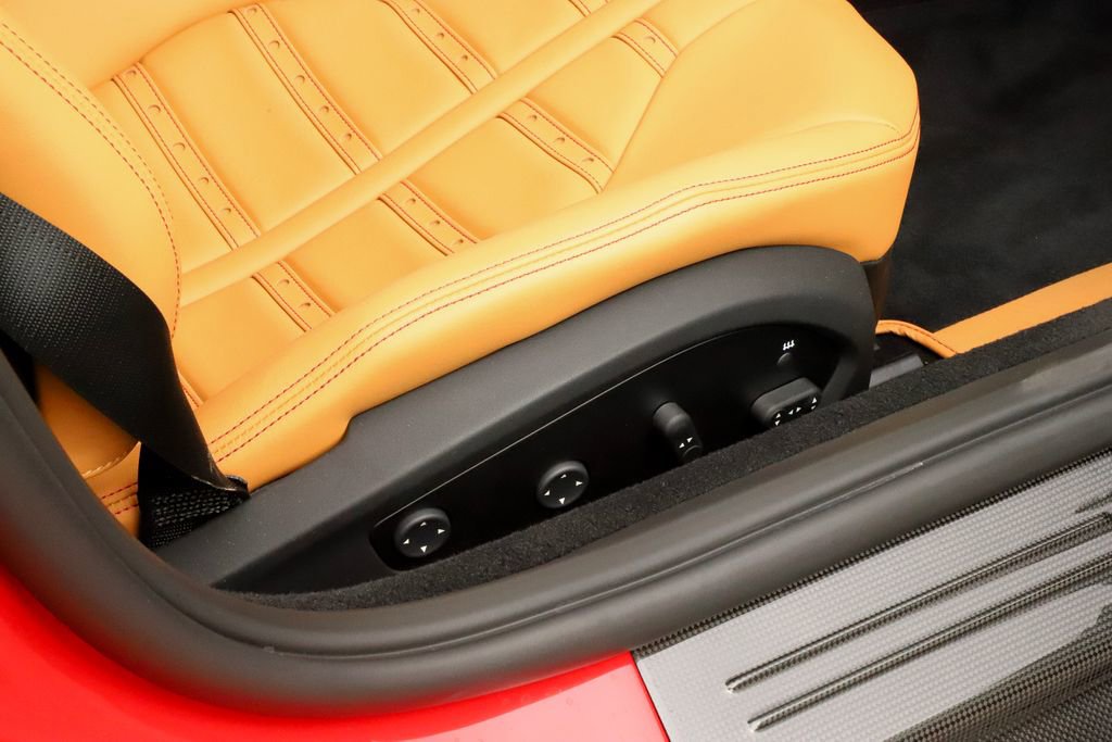 Used 2023 Ferrari 812 GTS RWD image 44