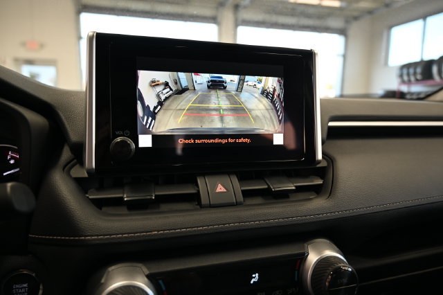 Used 2024 Toyota RAV4 XLE AWD/4WD image 16