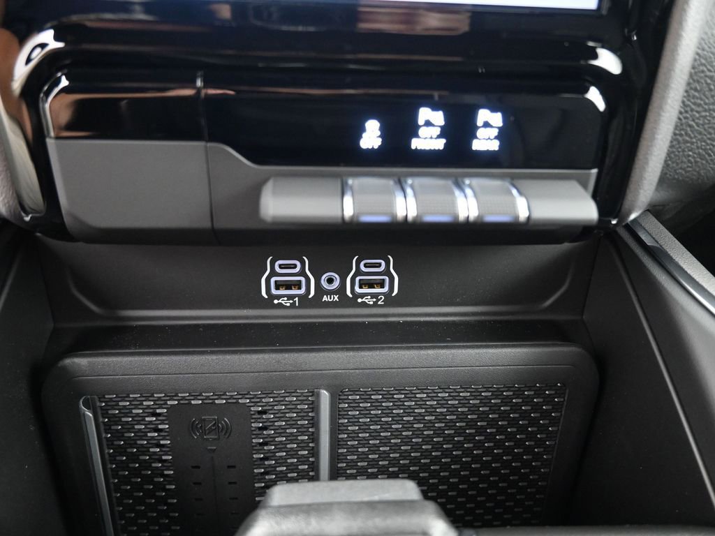 New 2026 RAM 1500 Laramie w/ Sport Appearance Package image 32