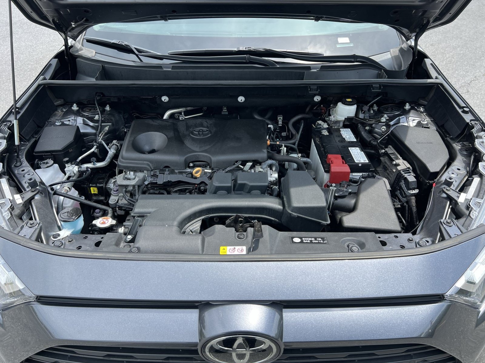 Used 2023 Toyota RAV4 XLE Premium AWD/4WD image 27