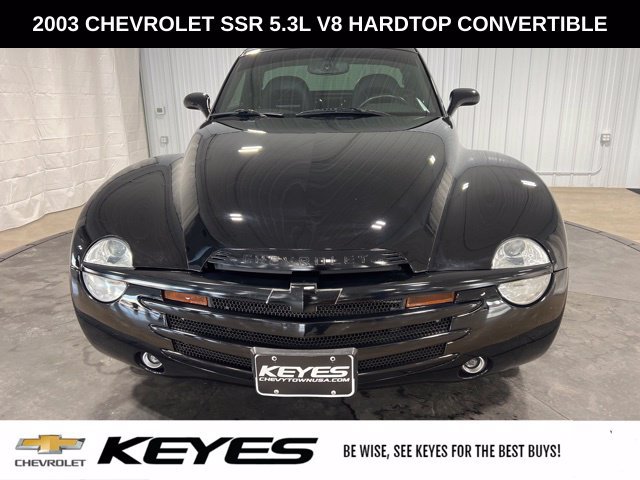 Used 2003 Chevrolet SSR w/ Preferred Equipment Group RWD image 12