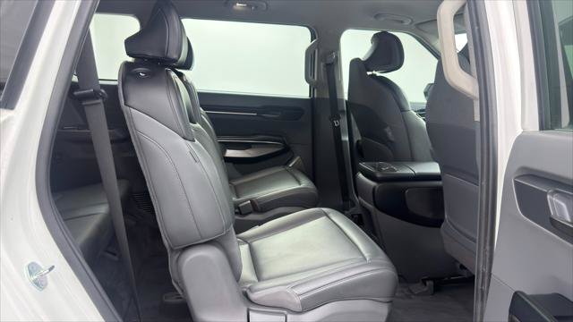 Used 2024 Kia EV9 Light Long Range RWD image 19