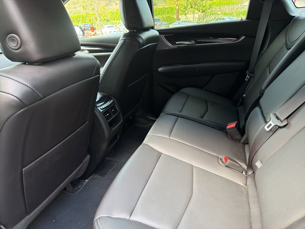 Used 2026 Cadillac XT5 Premium Luxury w/ Driver Assist Package AWD/4WD image 6