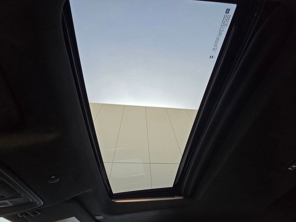 Used 2024 GMC Sierra 1500 Denali Ultimate image 30