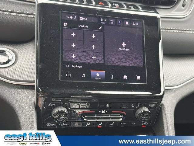 Certified 2025 Jeep Grand Cherokee Laredo X w/ Luxury Tech Group I AWD/4WD image 35
