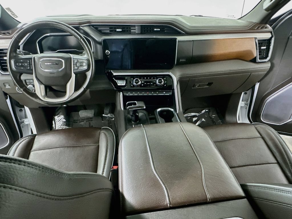 Used 2023 GMC Sierra 1500 Denali w/ Denali Reserve Package AWD/4WD image 18