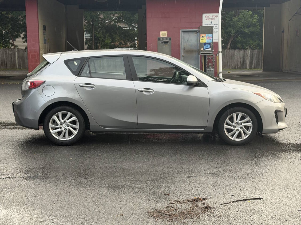 Used 2012 MAZDA MAZDA3 i Touring FWD image 7