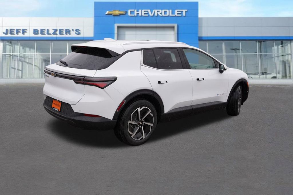New 2026 Chevrolet Equinox EV LT FWD image 3