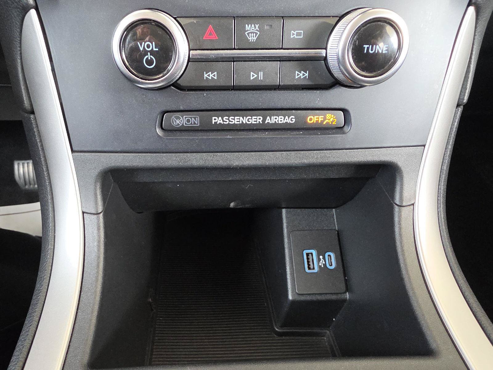 Used 2023 Ford Edge SEL AWD/4WD image 26