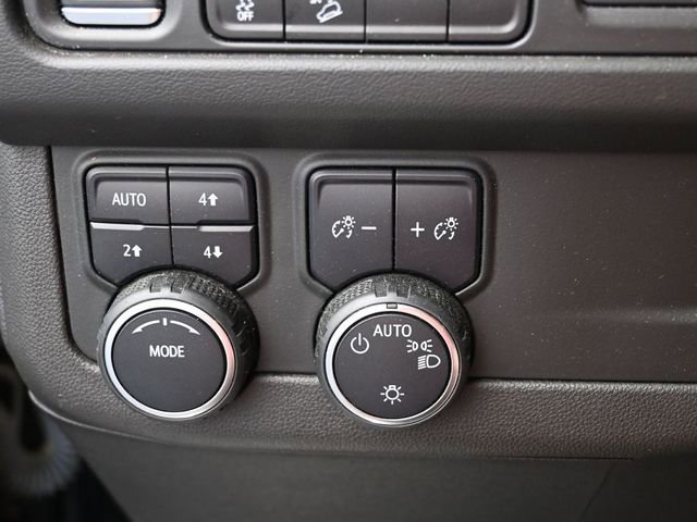 Used 2022 Chevrolet Tahoe Premier image 37