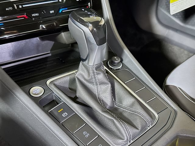 New 2026 Volkswagen Jetta SE FWD image 10