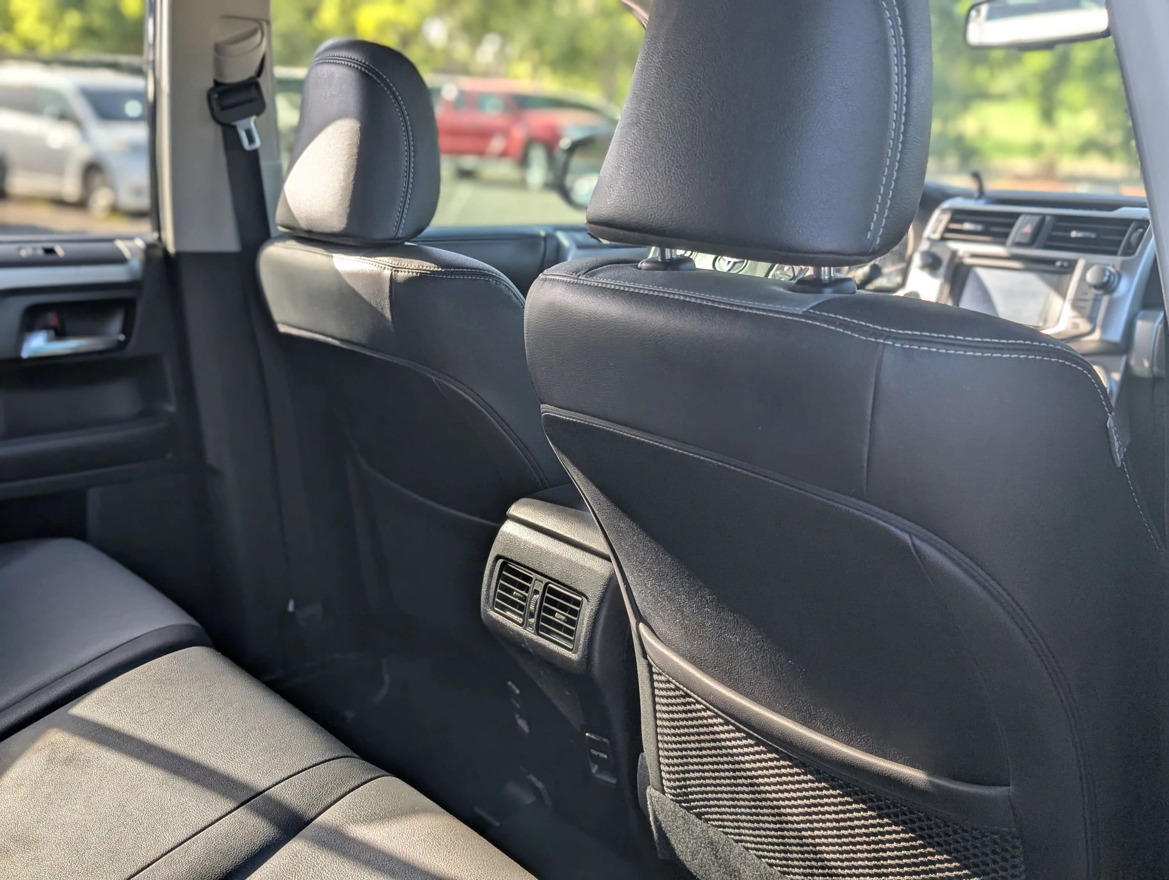 Used 2019 Toyota 4Runner SR5 Premium image 13