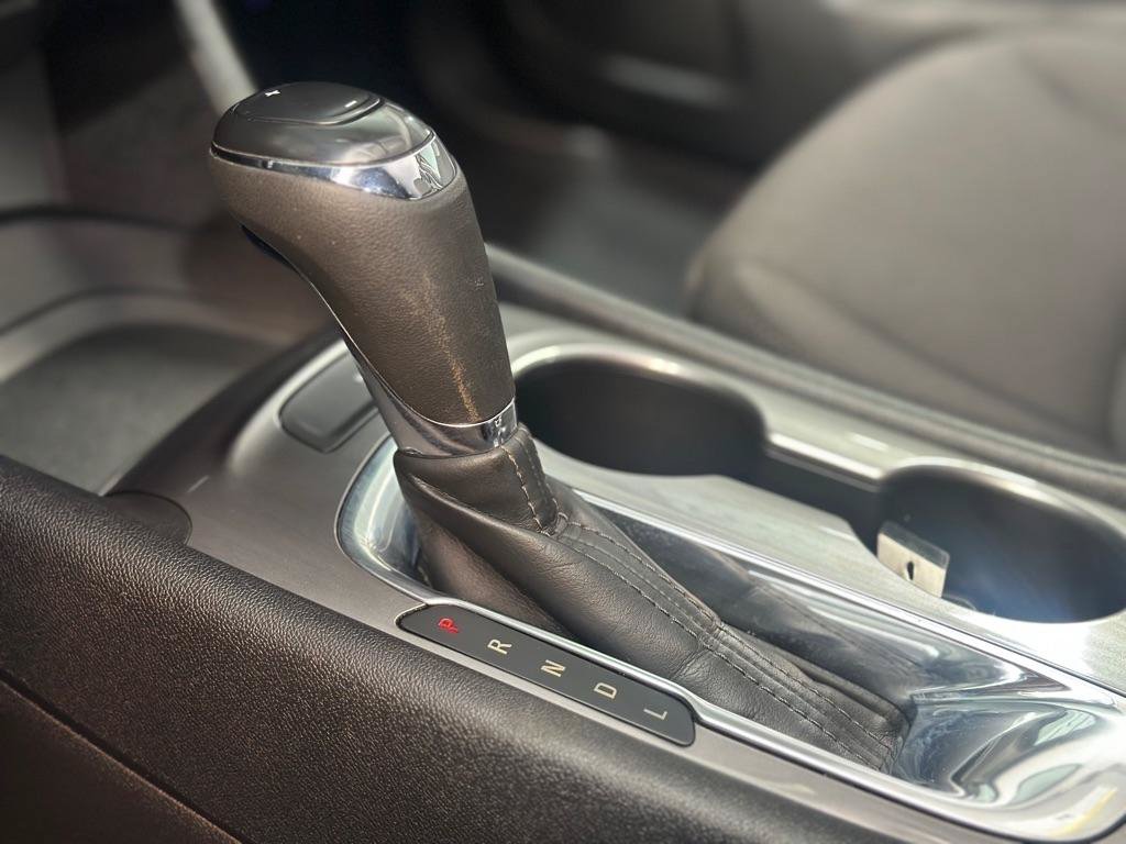 Used 2017 Chevrolet Malibu LS FWD image 18