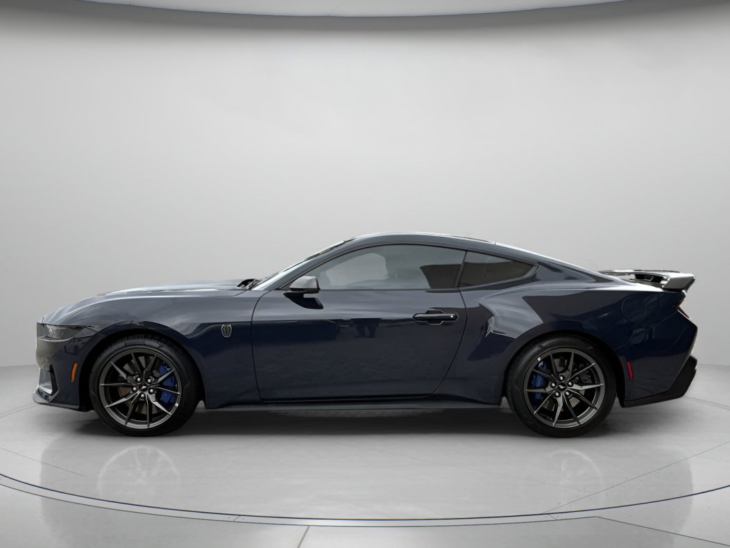 Used 2025 Ford Mustang Dark Horse image 5