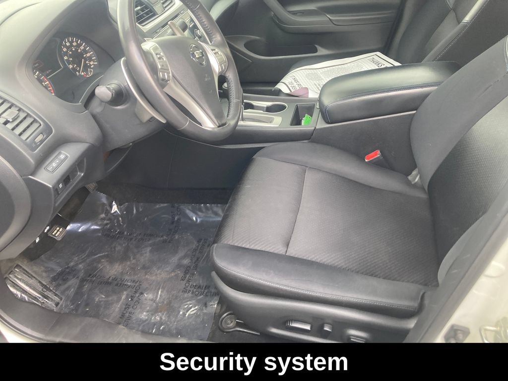 Used 2017 Nissan Altima 2.5 SR FWD image 12