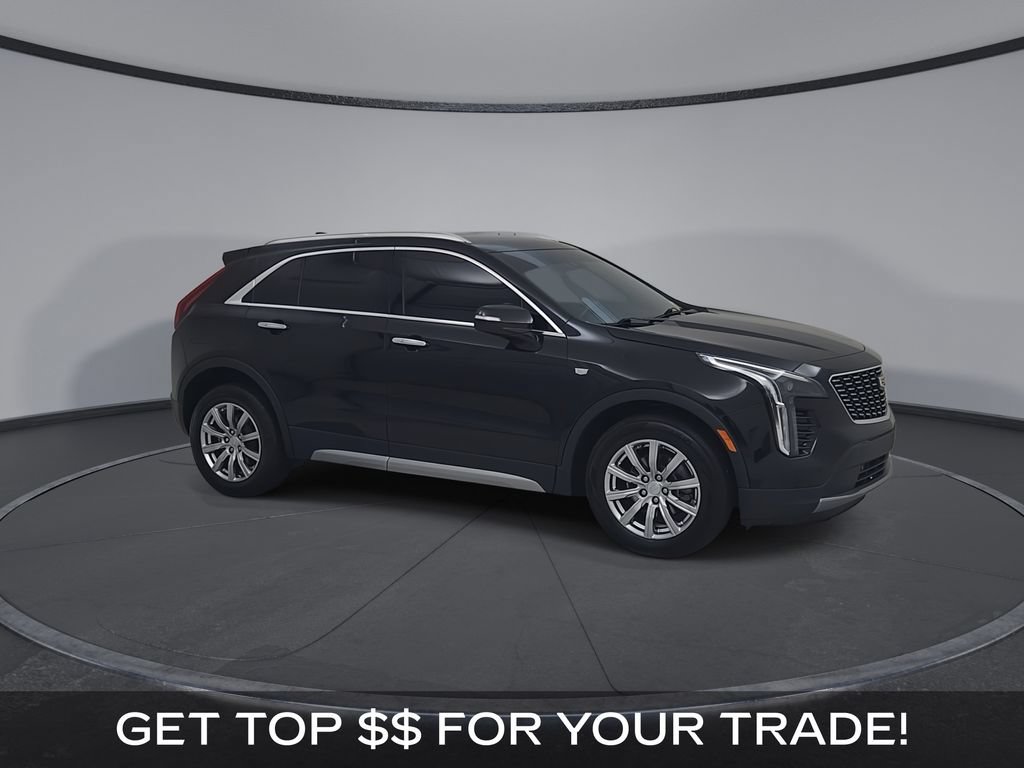 Used 2023 Cadillac XT4 Premium Luxury FWD image 2