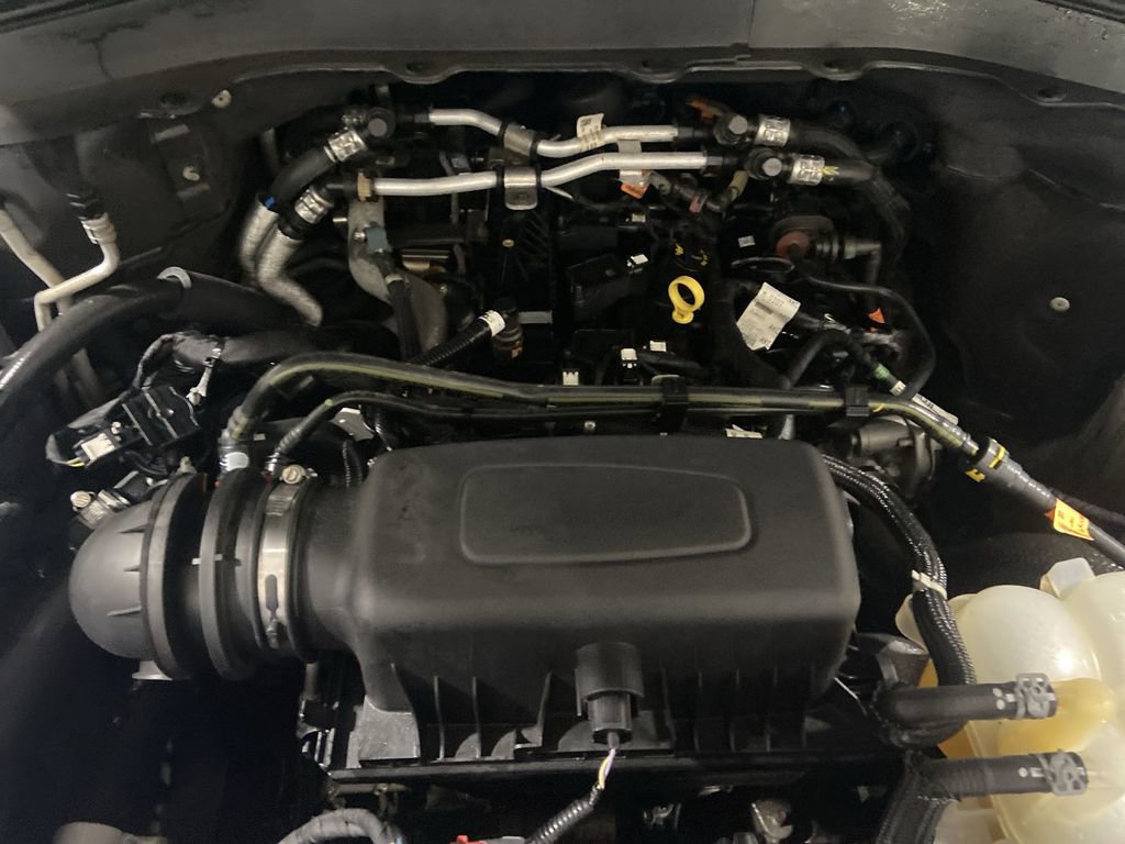 Used 2021 Ford Explorer XLT w/ Equipment Group 202A image 29