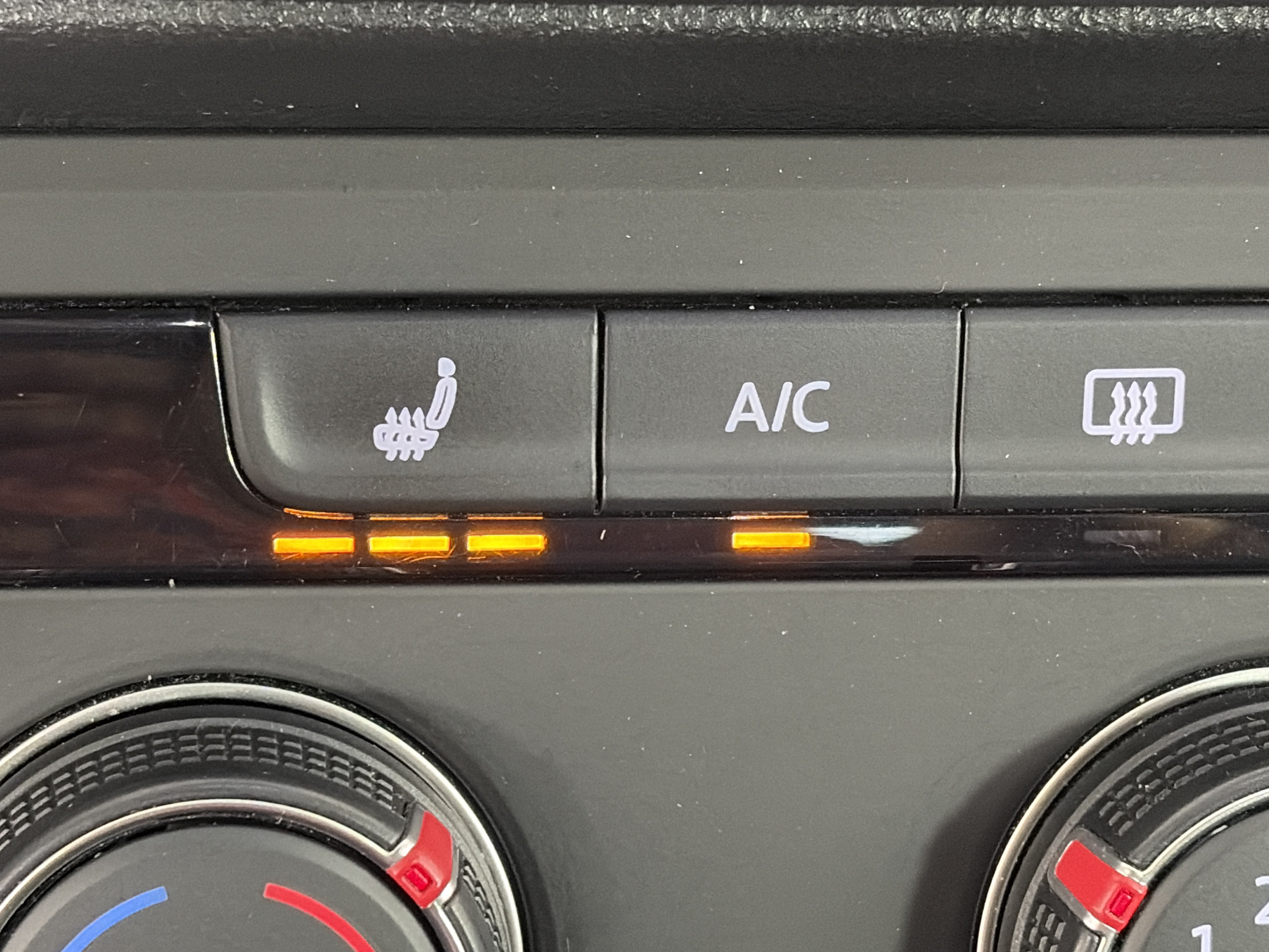 Used 2022 Volkswagen Taos SE AWD/4WD image 24