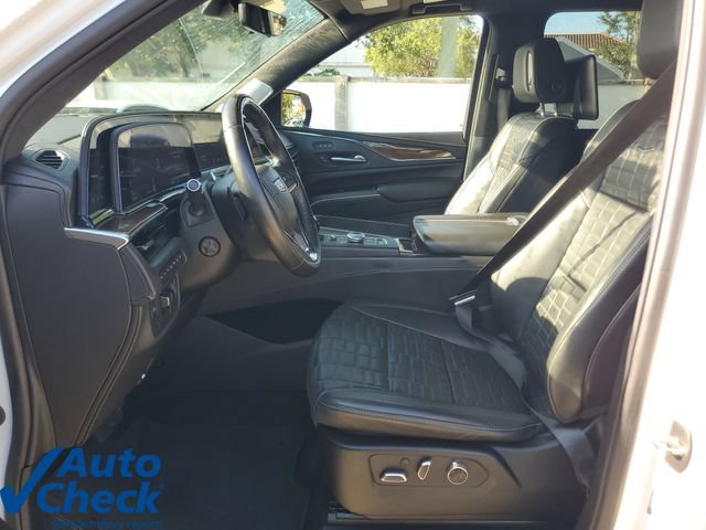 Certified 2023 Cadillac Escalade ESV Sport Platinum AWD/4WD image 19