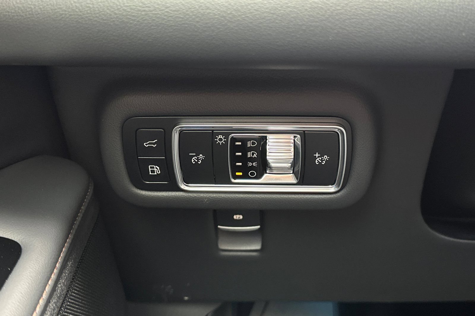 New 2026 Lincoln Nautilus Premier w/ Equipment Group 102A AWD/4WD image 27