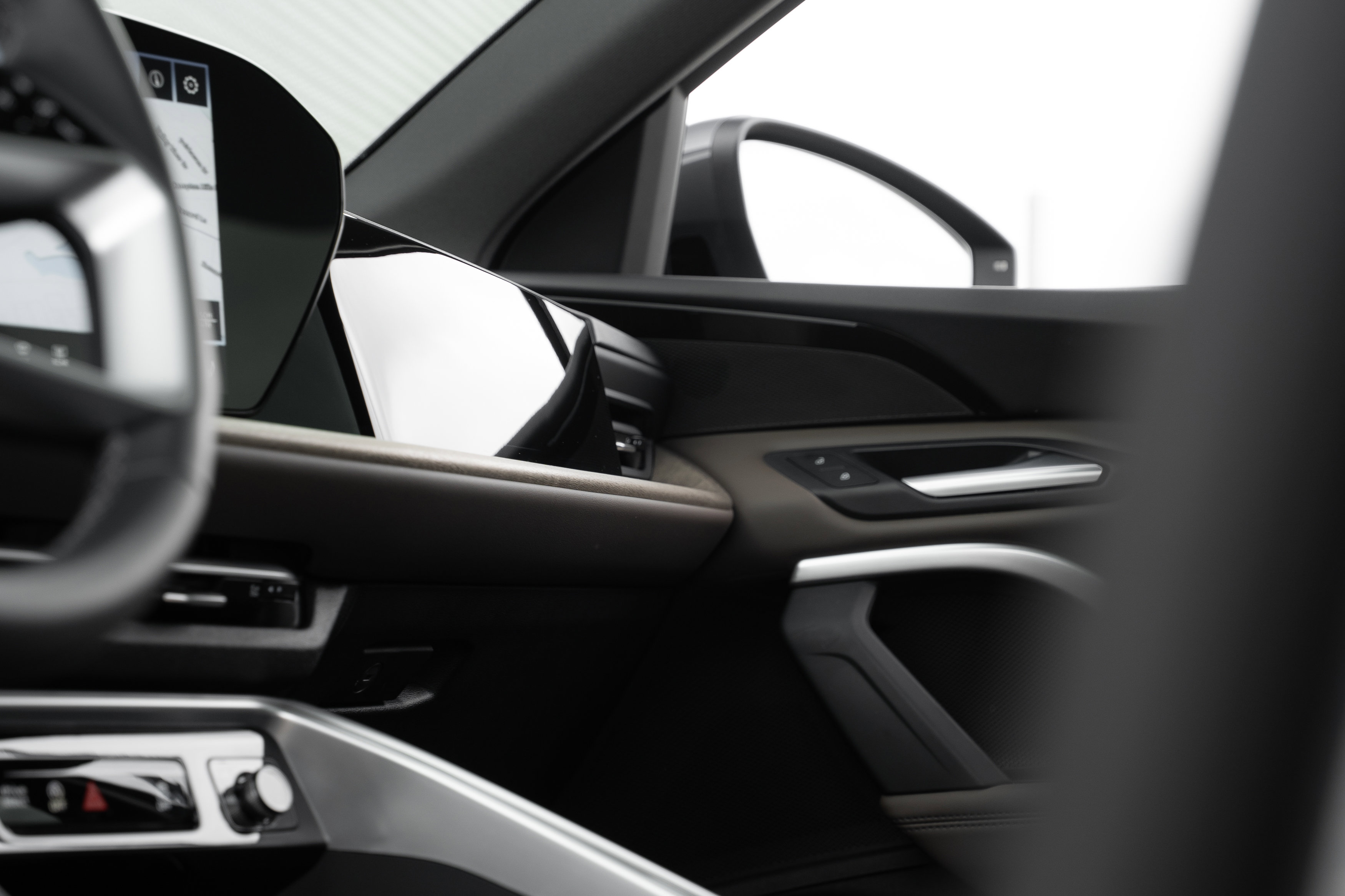 Certified 2025 Audi Q5 Premium w/ Convenience Package image 16