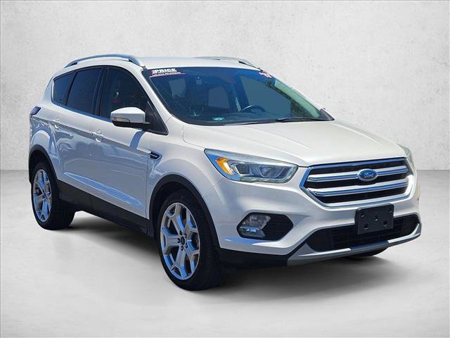 Used 2017 Ford Escape Titanium FWD image 3