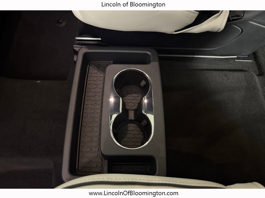New 2026 Lincoln Aviator Black Label w/ Jet Appearance Package AWD/4WD image 57