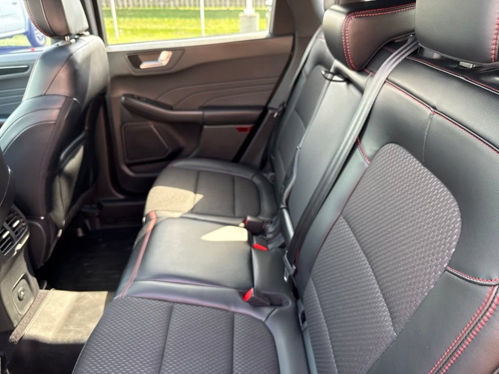 Used 2023 Ford Escape ST-Line w/ Tech Pack #1 AWD/4WD image 27