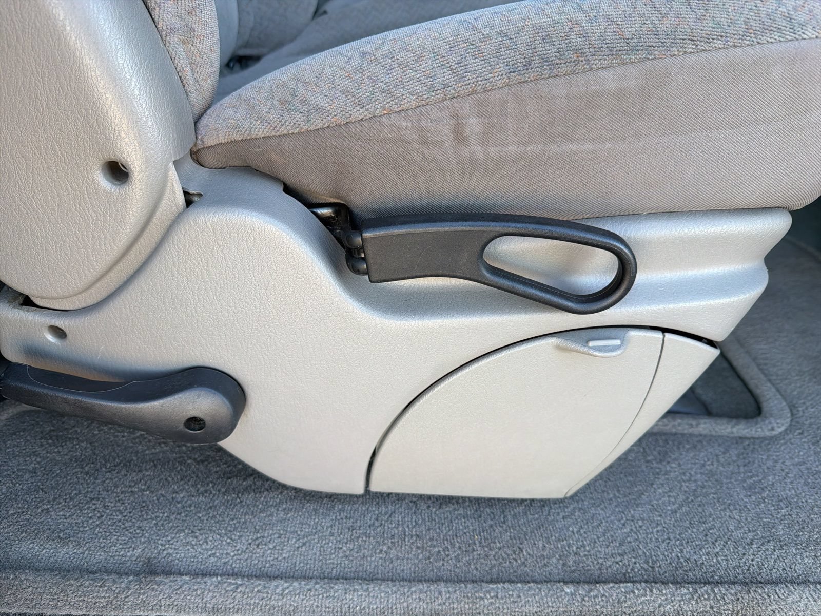 Used 2003 Dodge Grand Caravan Sport FWD image 87