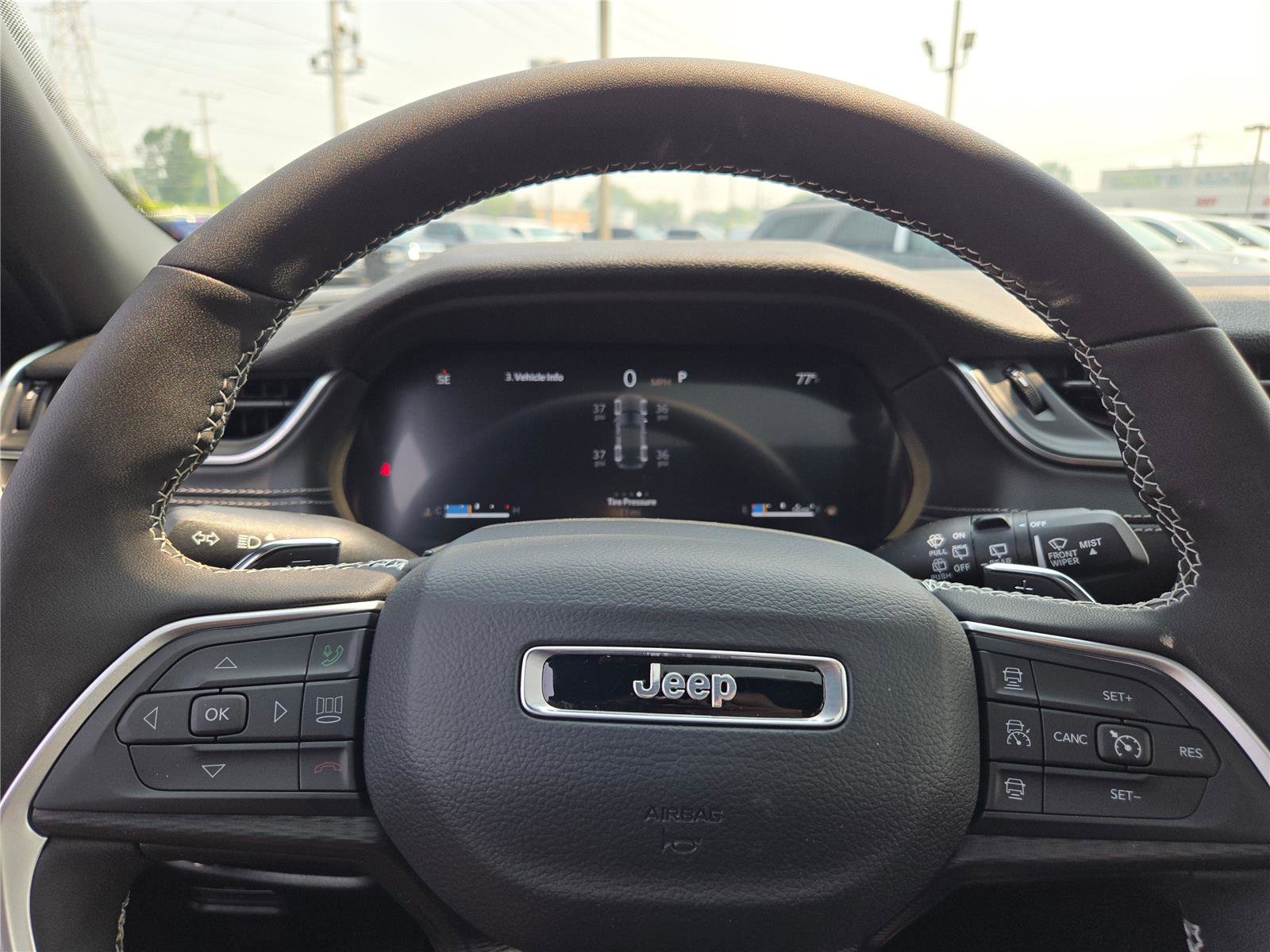 New 2025 Jeep Grand Cherokee Altitude image 37