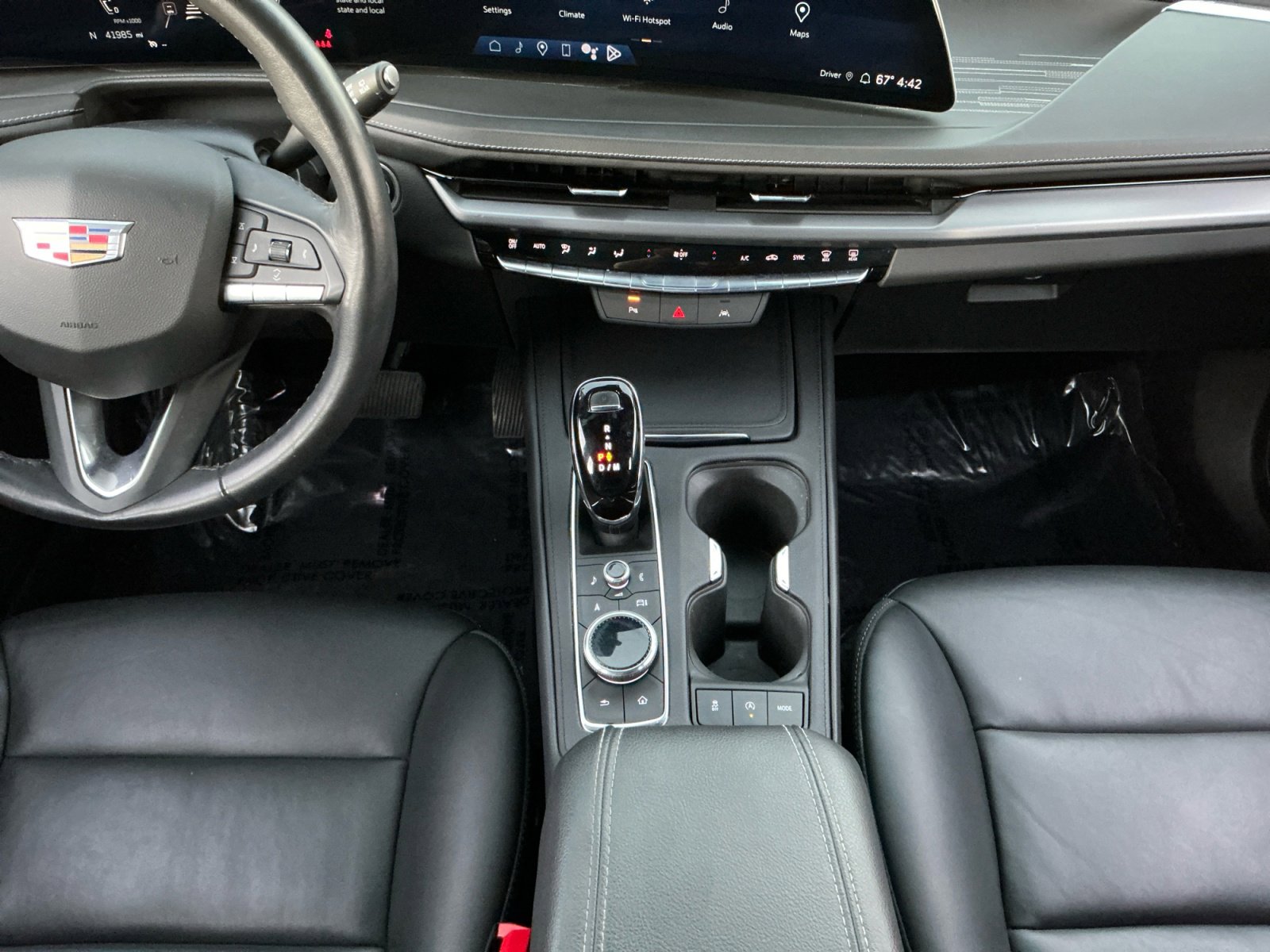 Used 2024 Cadillac XT4 Premium Luxury image 11