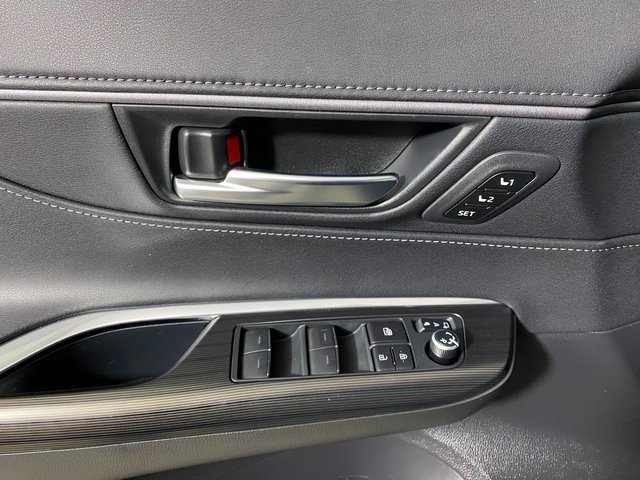 Certified 2021 Toyota Venza XLE w/ Softex Package image 21