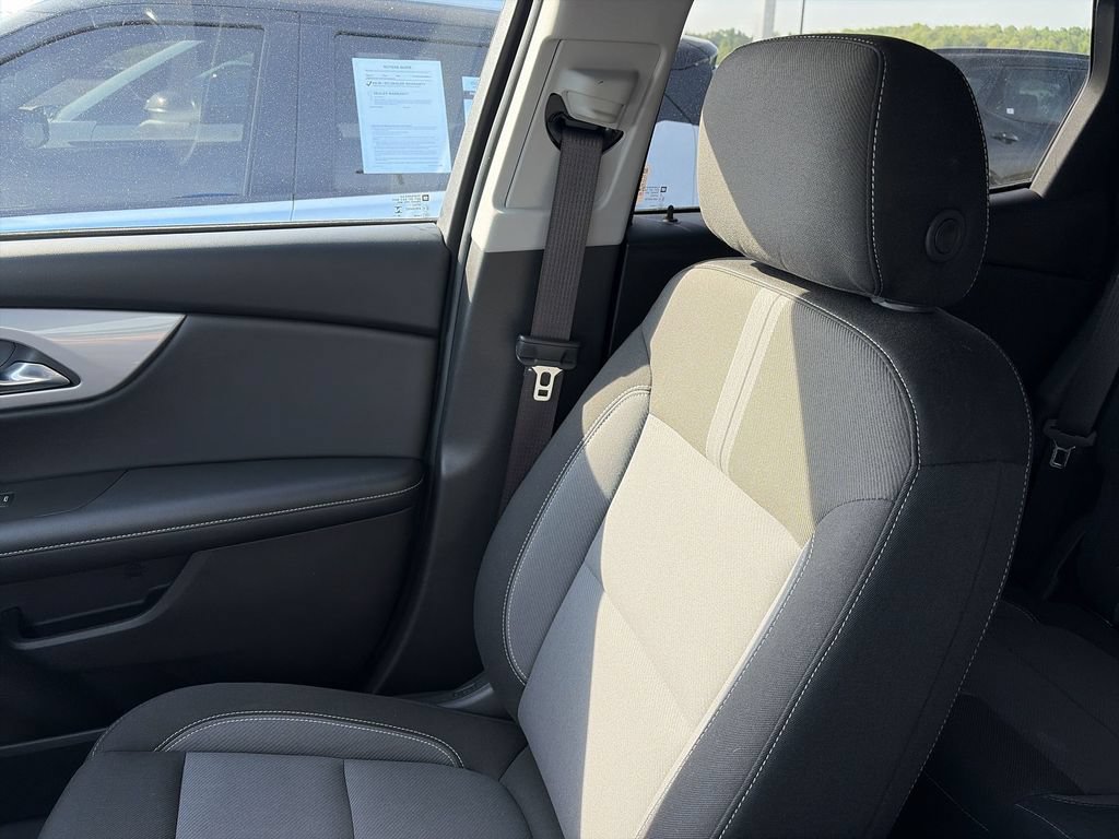 Used 2024 Chevrolet Blazer LT w/ Convenience Package FWD image 22