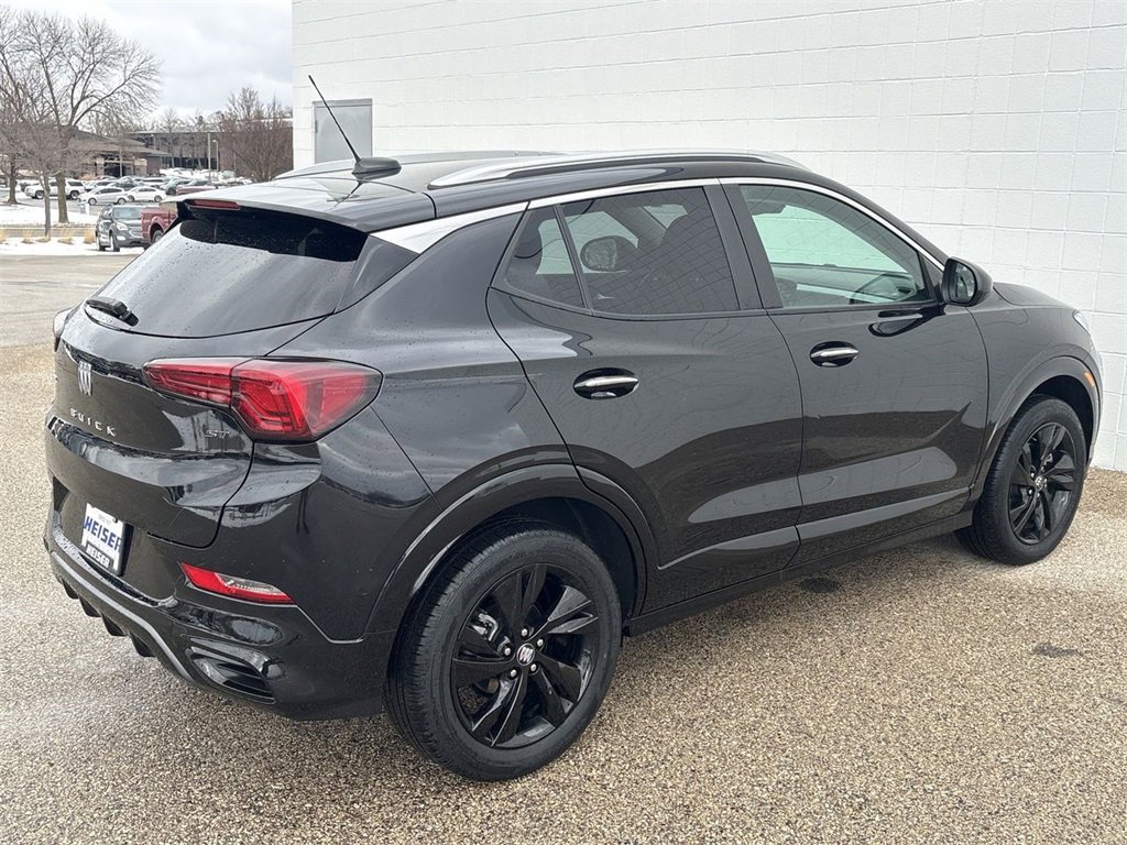 Used 2024 Buick Encore GX Sport Touring image 13